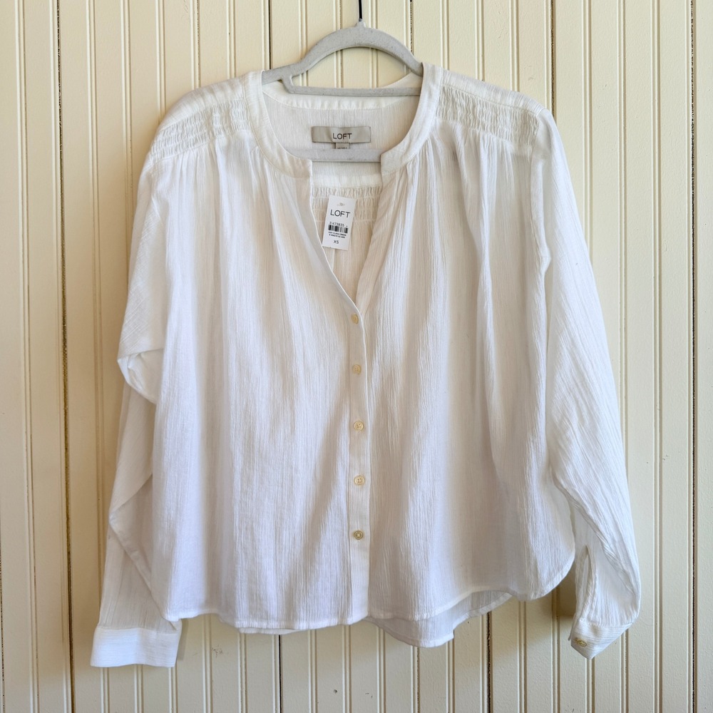 LOFT Breezy Smocked White Cotton Blouse Coastal Grandmother Boho Size XS / NEW